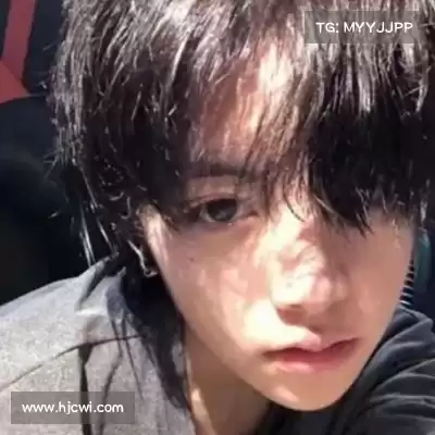 杜严谦